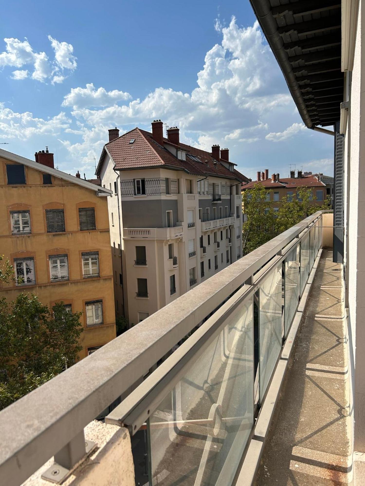Hotel De La Croix-Rousse Lyon Exterior foto